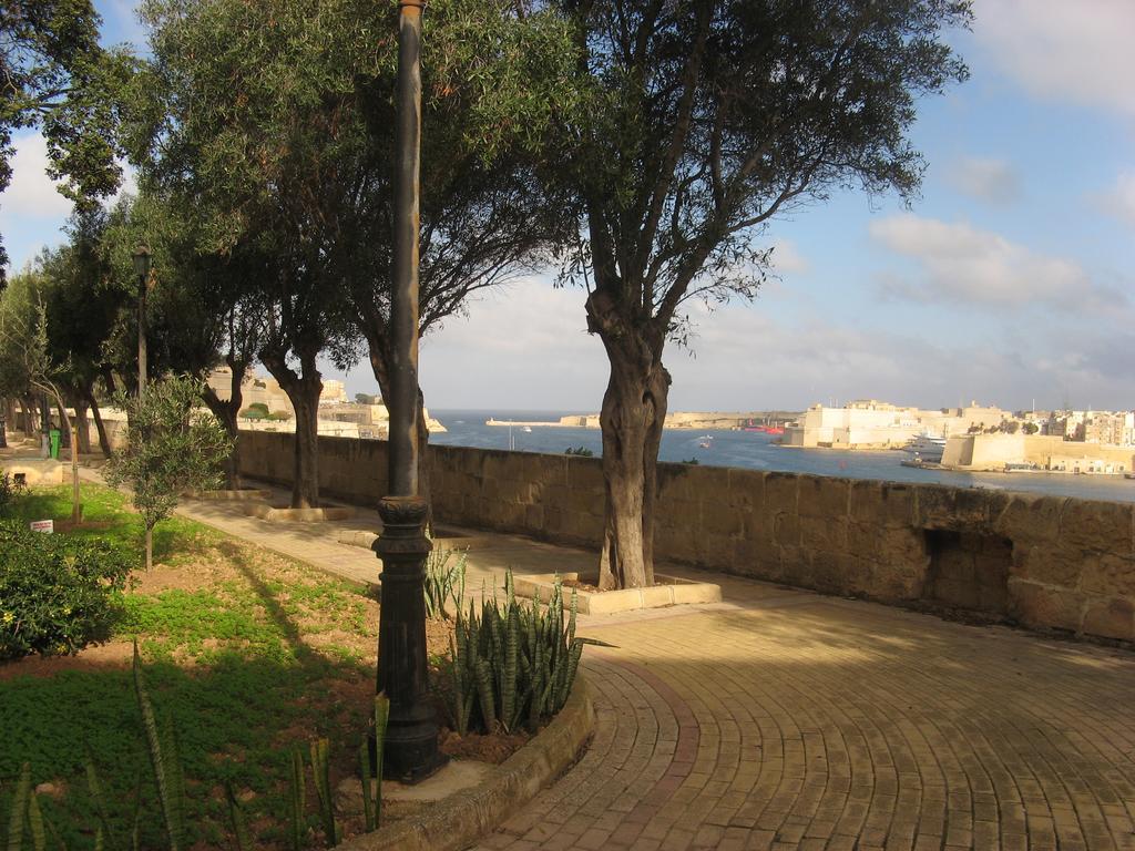 Valletta Gateway Maisonette Apartamento Exterior foto